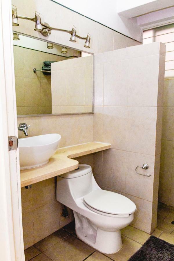 Minerva Apartments กัวดาลาฮารา ภายนอก รูปภาพ